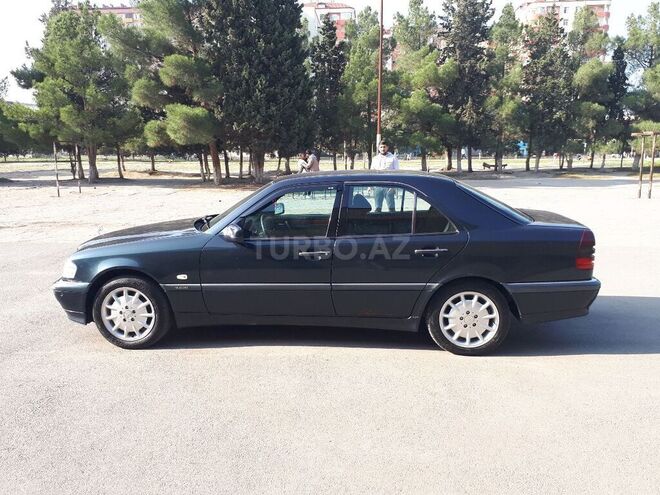 Mercedes C 240 1998, 372,610 km - 2.4 l - Sumqayıt