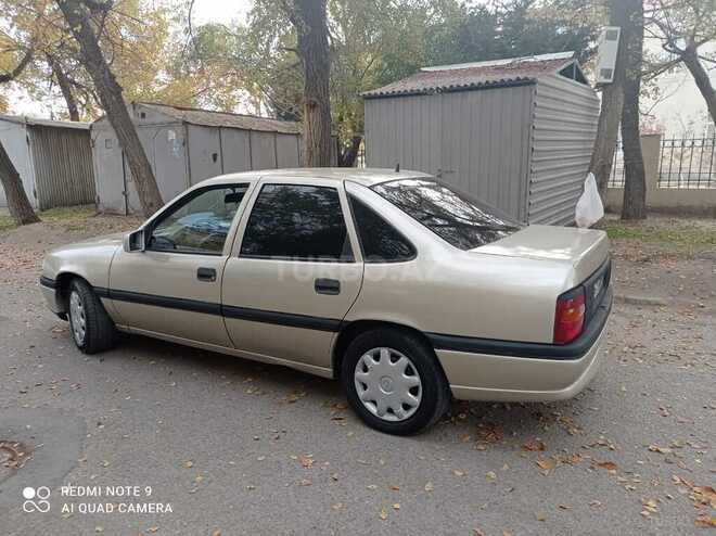 Opel Vectra 1993, 284,644 km - 2.0 l - Sumqayıt