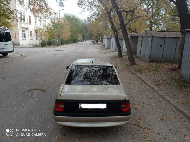 Opel Vectra 1993, 284,644 km - 2.0 l - Sumqayıt