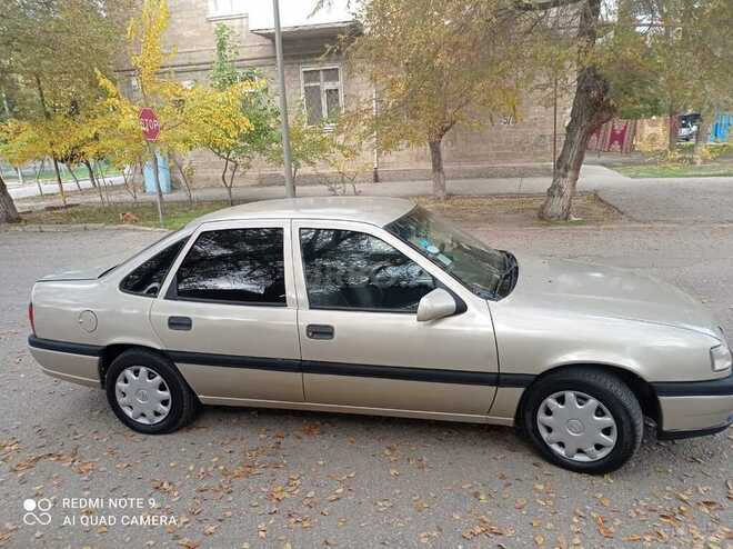 Opel Vectra 1993, 284,644 km - 2.0 l - Sumqayıt