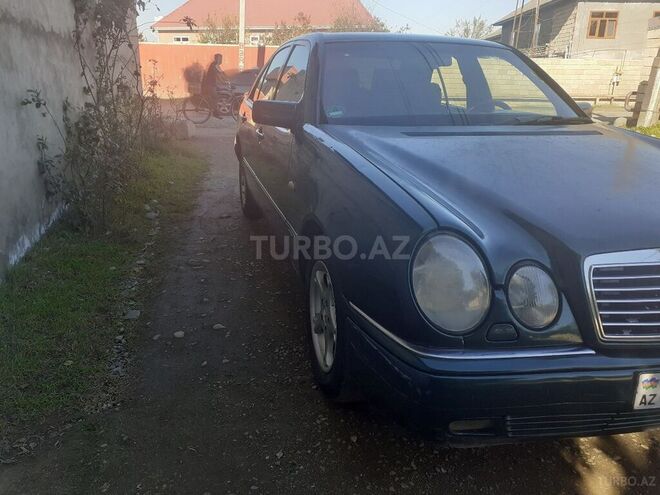 Mercedes E 230 1995, 497,000 km - 2.3 l - Lənkəran