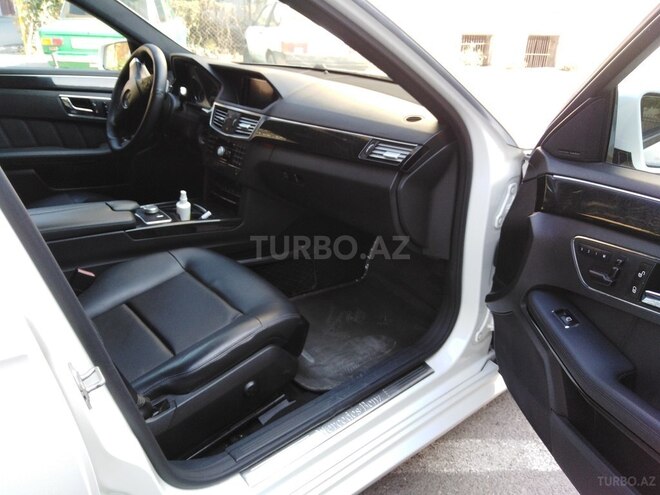 Mercedes E 350 2009, 240,000 km - 3.5 l - Göyçay