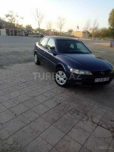 Opel Vectra 1997, 380,963 km - 1.8 l - Salyan