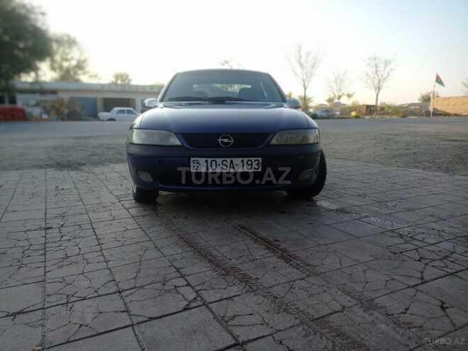 Opel Vectra 1997, 380,963 km - 1.8 l - Salyan