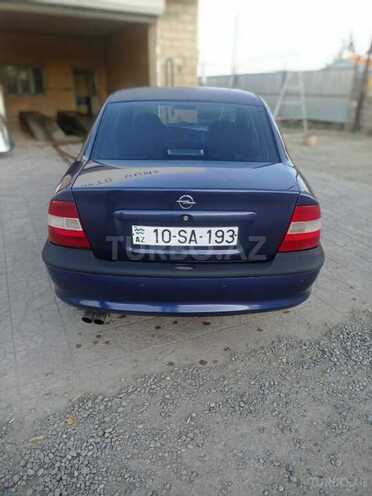 Opel Vectra 1997, 380,963 km - 1.8 l - Salyan
