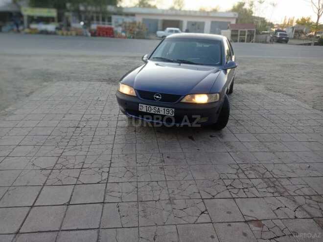 Opel Vectra 1997, 380,963 km - 1.8 l - Salyan
