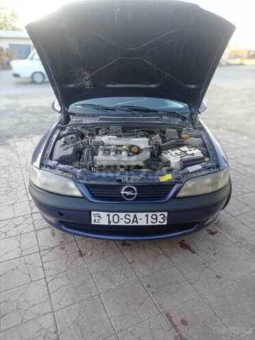 Opel Vectra 1997, 380,963 km - 1.8 l - Salyan