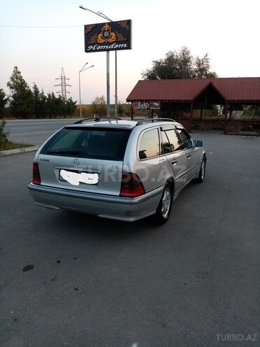 Mercedes C 220 1998, 462,925 km - 2.2 л - Yevlax