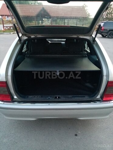 Mercedes C 220 1998, 462,925 km - 2.2 л - Yevlax