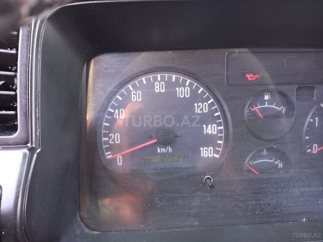 Isuzu NKR 55 E 2008, 122,520 km - 2.8 l - Bakı