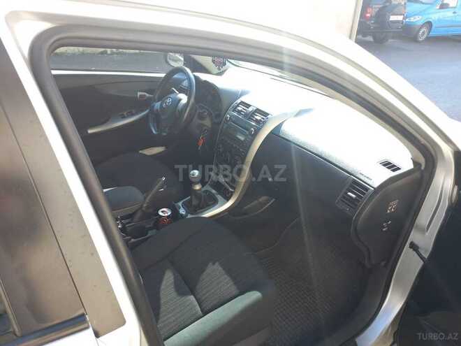 Toyota Corolla 2008, 228,000 km - 1.4 l - Bakı