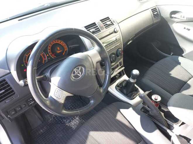 Toyota Corolla 2008, 228,000 km - 1.4 l - Bakı