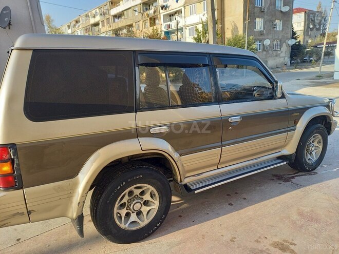 Mitsubishi Pajero 1993, 311,854 km - 2.5 л - Sumqayıt