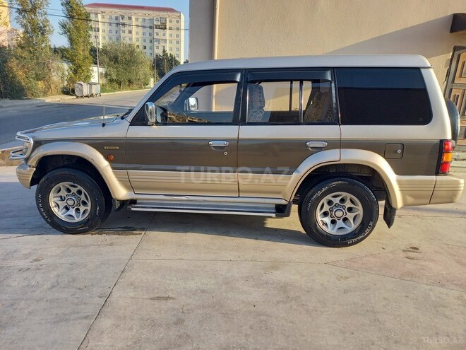 Mitsubishi Pajero 1993, 311,854 km - 2.5 л - Sumqayıt