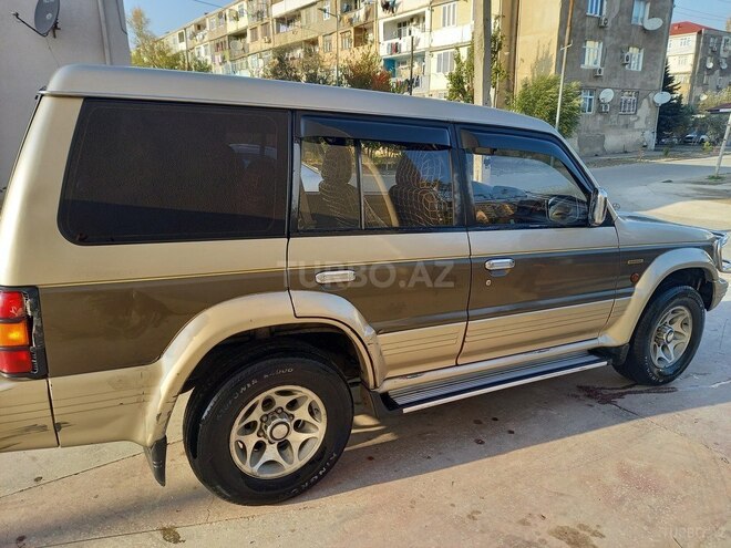 Mitsubishi Pajero 1993, 311,854 km - 2.5 л - Sumqayıt