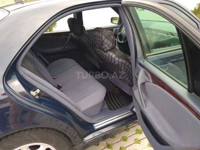 Mercedes E 200 1999, 25,000 km - 2.0 л - Qusar