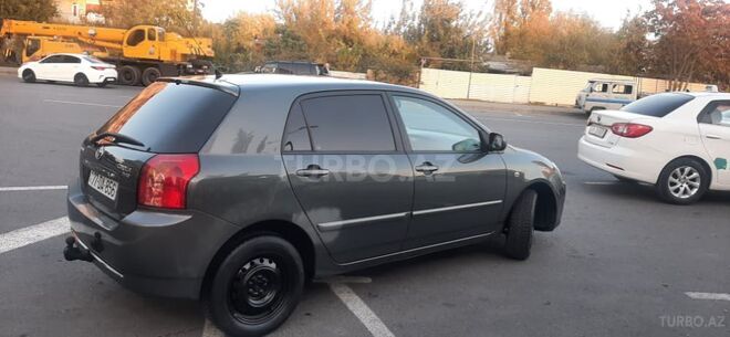 Toyota Corolla 2005, 218,000 km - 1.4 l - Bakı