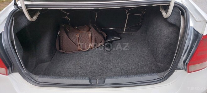 Volkswagen Polo 2012, 410,000 km - 1.6 l - Bakı