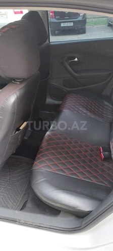 Volkswagen Polo 2012, 410,000 km - 1.6 l - Bakı