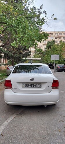 Volkswagen Polo 2012, 410,000 km - 1.6 l - Bakı