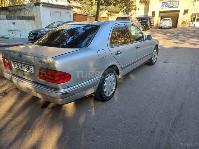 Mercedes E 300 1998, 450,000 km - 3.0 л - Bakı