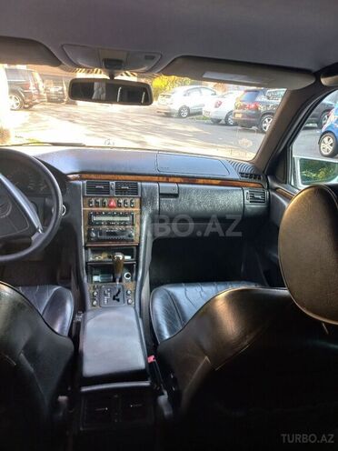 Mercedes E 300 1998, 450,000 km - 3.0 л - Bakı