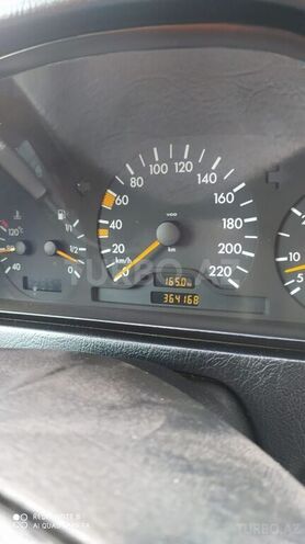 Mercedes C 220 2000, 364,000 km - 2.2 l - Salyan