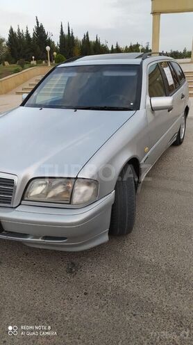 Mercedes C 220 2000, 364,000 km - 2.2 l - Salyan