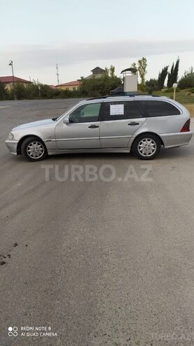 Mercedes C 220 2000, 364,000 km - 2.2 l - Salyan