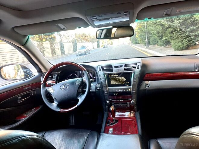Lexus LS 460 2008, 233,000 km - 4.6 l - Bakı