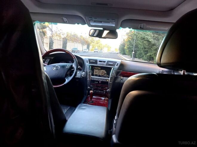 Lexus LS 460 2008, 233,000 km - 4.6 l - Bakı