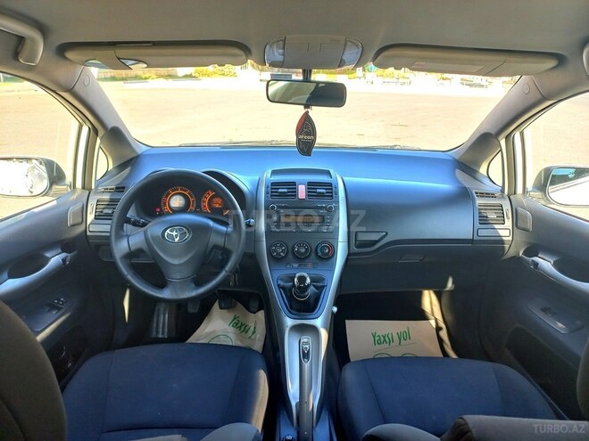 Toyota Auris 2007, 192,000 km - 1.4 л - Bakı