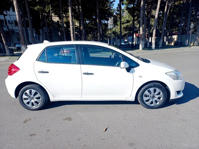 Toyota Auris 2007, 192,000 km - 1.4 л - Bakı