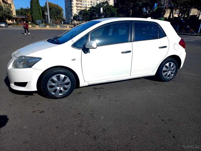Toyota Auris 2007, 192,000 km - 1.4 л - Bakı