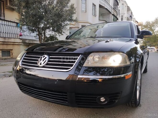 Volkswagen Passat 2004, 305,600 km - 1.8 l - Bakı