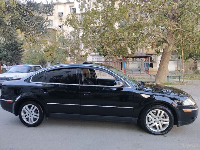 Volkswagen Passat 2004, 305,600 km - 1.8 l - Bakı