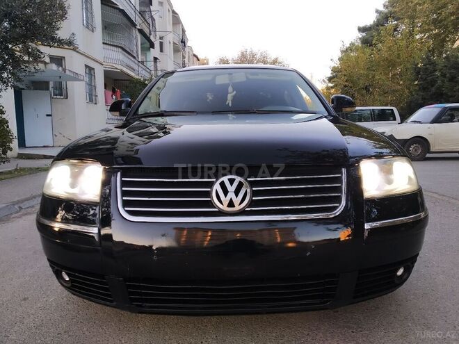 Volkswagen Passat 2004, 305,600 km - 1.8 l - Bakı