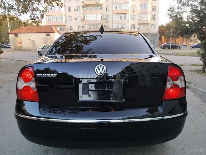 Volkswagen Passat 2004, 305,600 km - 1.8 l - Bakı