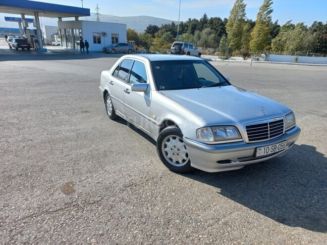 Mercedes C 180 1997, 320,000 km - 1.8 l - Bakı