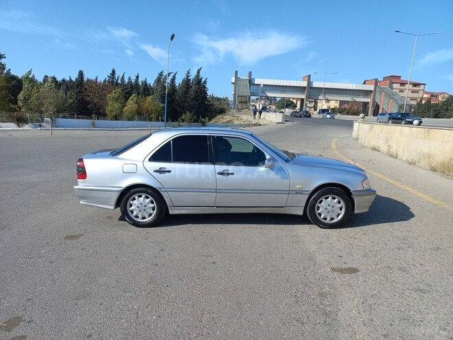 Mercedes C 180 1997, 320,000 km - 1.8 l - Bakı