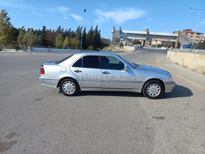 Mercedes C 180 1997, 320,000 km - 1.8 l - Bakı