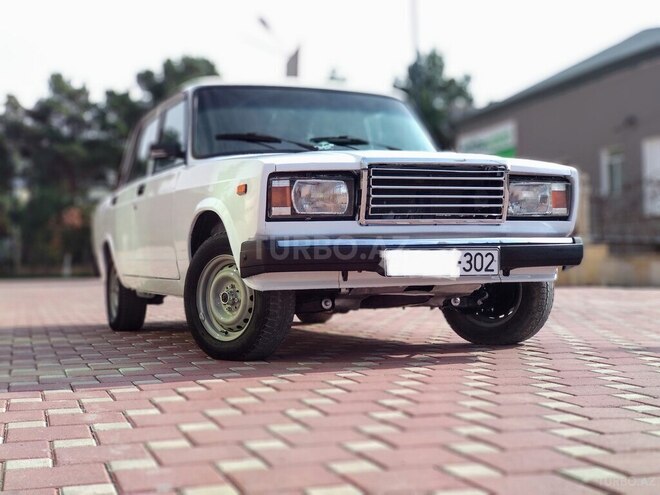 LADA (VAZ) 2107 2007, 151,000 km - 1.6 l - Şirvan