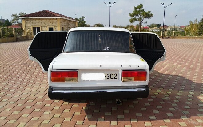 LADA (VAZ) 2107 2007, 151,000 km - 1.6 l - Şirvan