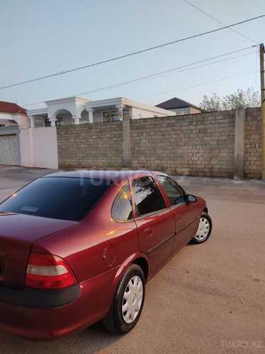 Opel Vectra 1997, 300,000 km - 1.6 l - Sumqayıt