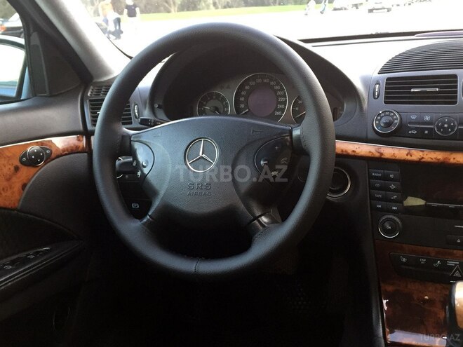 Mercedes E 240 2002, 280,000 km - 2.6 l - Bakı