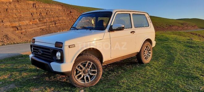 LADA (VAZ) Niva 2013, 169,355 km - 1.7 l - Yardımlı