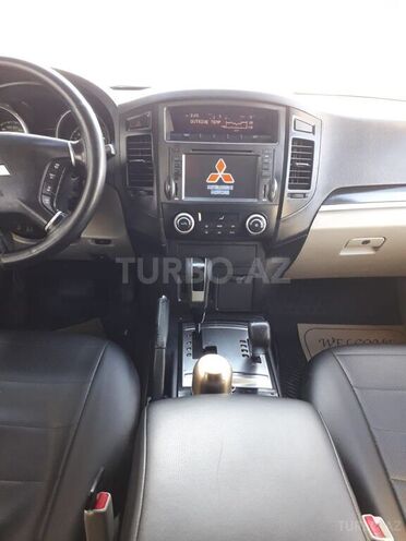 Mitsubishi Pajero 2007, 206,000 km - 3.0 л - Bakı
