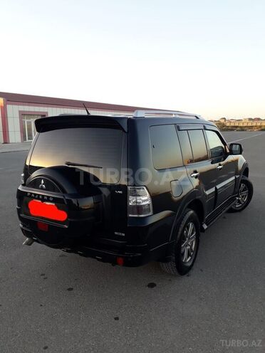 Mitsubishi Pajero 2007, 206,000 km - 3.0 л - Bakı