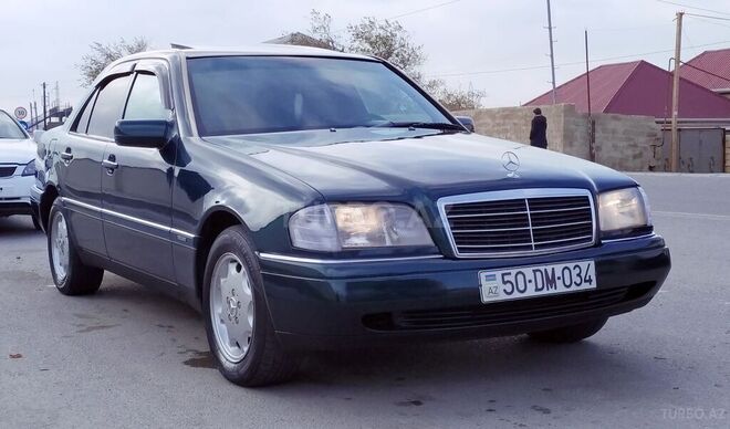 Mercedes C 220 1995, 430,000 km - 2.2 l - Sumqayıt