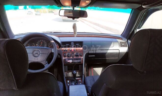 Mercedes C 220 1995, 430,000 km - 2.2 l - Sumqayıt